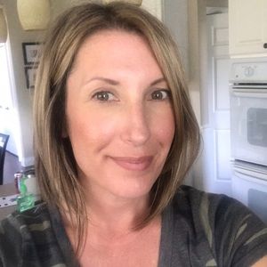 Meet your Posher, Dana